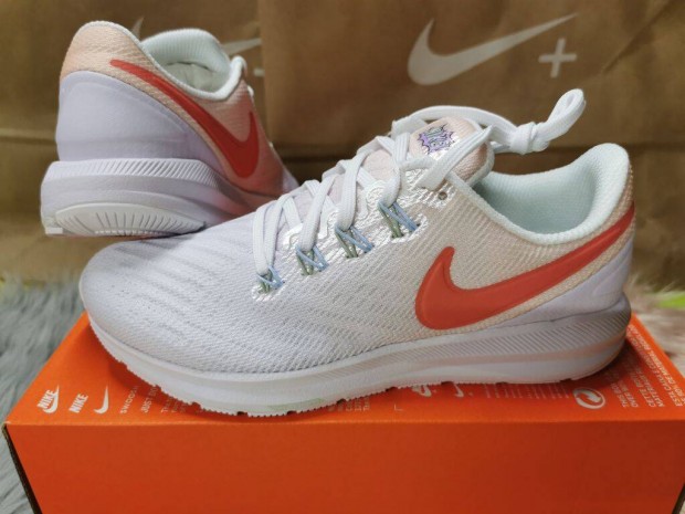 Nike Air Zoom Structure 22 női 36.5-es futó cipő. Teljesen új, dobozáb