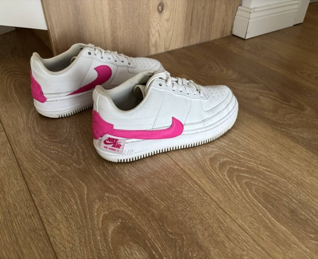 Nike Air force 1, UK 4,5 mret