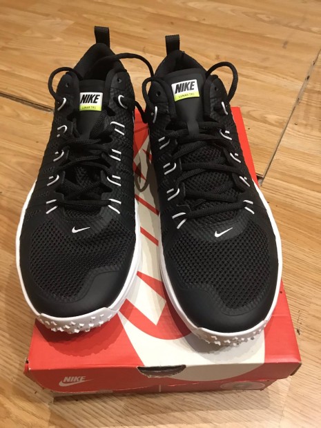 Nike Arrowz 46-os