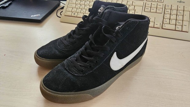 Nike Bruin MID 40.5-es cp jszer llapotban