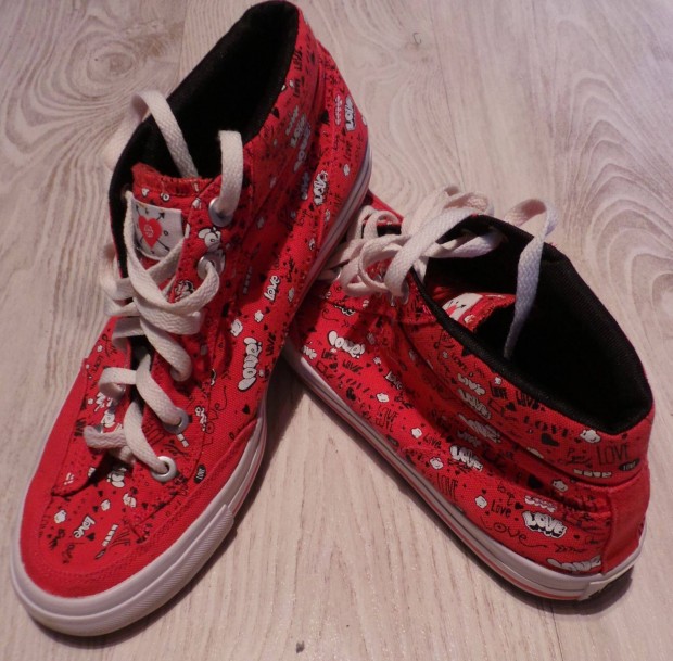 Nike Chukka Shoes Love Valentine Red And White