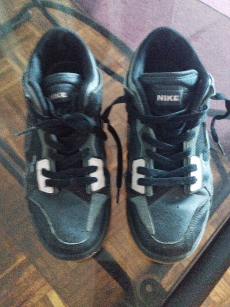 Nike Cipo 42-Es??