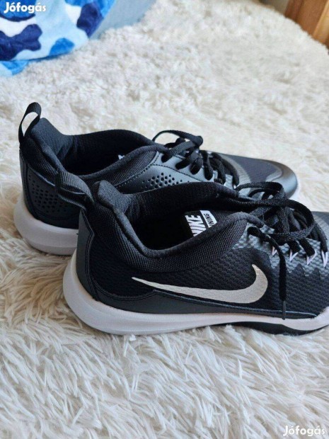 Nike Cip Legend Trainer teljesen j 44-es mret 28 cm bels talphoss