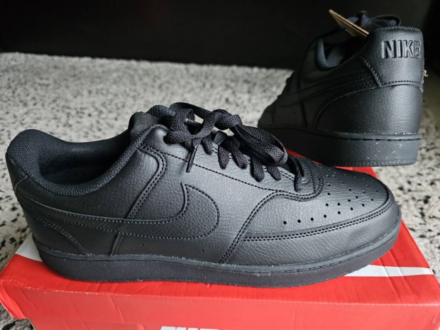 Nike Court Vision Low frfi 45.5-es fekete utcai cip