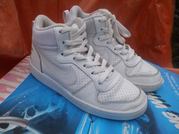 Nike Court fehr br 36-os magasszr cip elad,