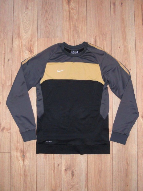 Nike DRI-Fit pulver (S-es)