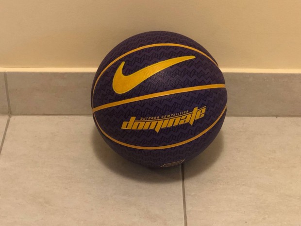 Nike Dominate új lila gumi kosárlabda 7-es méret