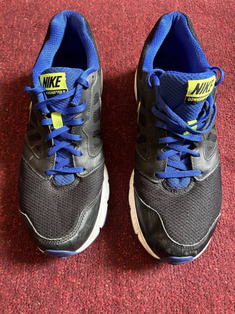 Nike Downshifter 44 és szép állapotú