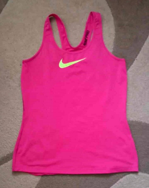 Nike Dri-Fit Performance Trik