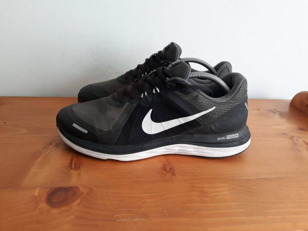 Nike Dual Fusion cip 44-es futcip 44