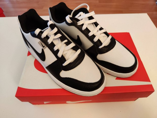 Nike Ebernon Low Black / white eredeti vadonatj! 42es