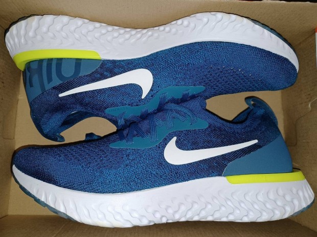 Nike Epic React Flyknit 41-es mret