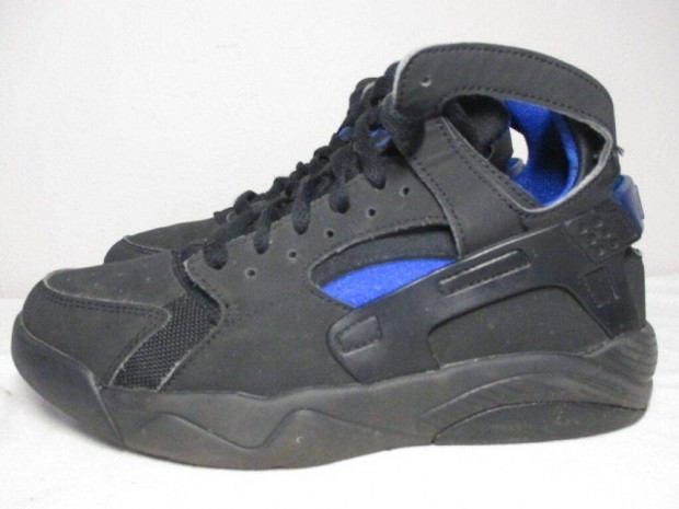 Nike Flight Huarache Grade School sportcip 38,5-es