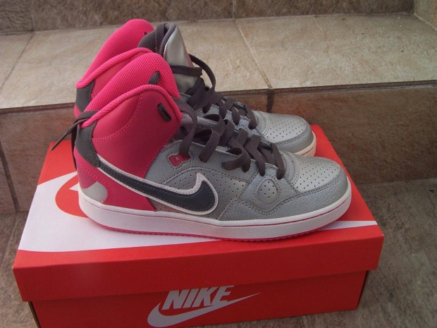 Nike Force 38,5-es cip,