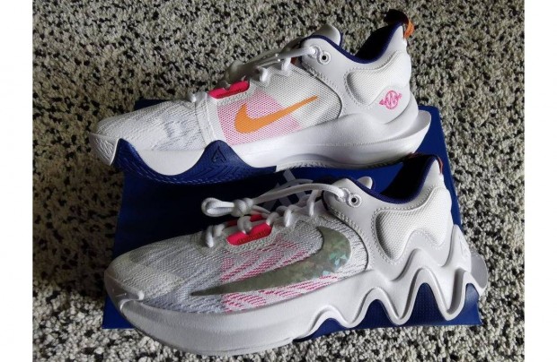 Nike Giannis Immortality 2 férfi 42-es férfi kosaras cipő. Teljesen új