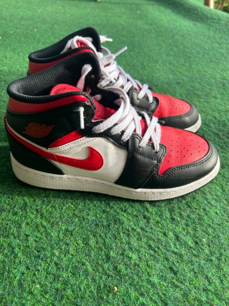 Nike Jordan1 Mid