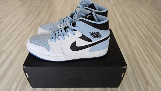 Nike Jordan 1 MID Ice Blue j,  44 mretben j