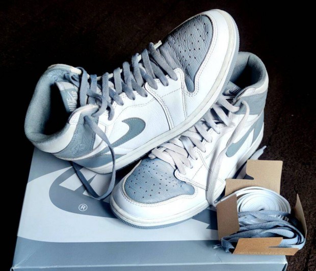 Nike Jordan 1 Retro High OG - 40.5 - Eredeti