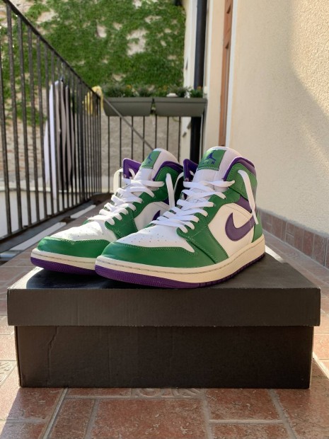 Nike Jordan 1 "Incredible Hulk"