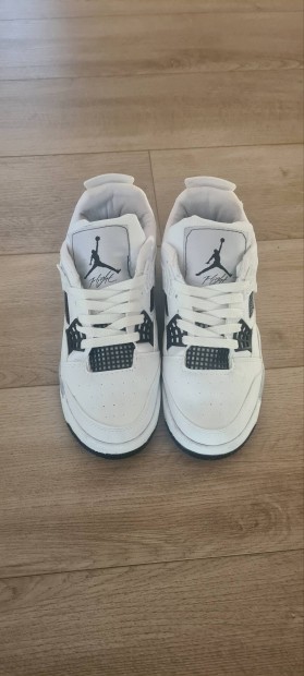 Nike Jordan 4