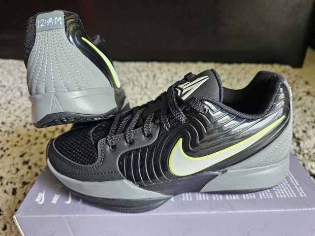 Nike Jordan JA 2 fekete 47.5-es kosaras cip�. Teljesen �j, eredeti cip