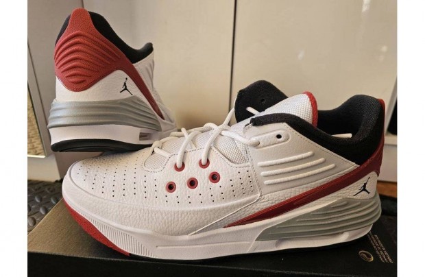 Nike Jordan Max Aura 5 fehér bőr 47.5-es kosaras cipő. Teljesen új, er