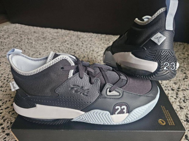 Nike Jordan Stay Loyal 2 fekete 36-os kosaras cip. Teljesen j, erede