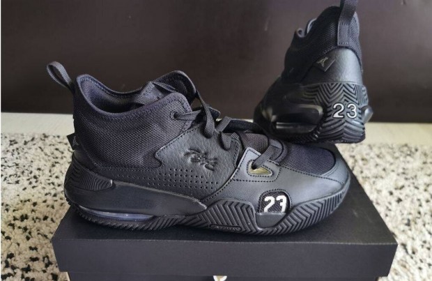 Nike Jordan Stay Loyal 2 fekete 39 s 40-es kosaras cip. Teljesen j,