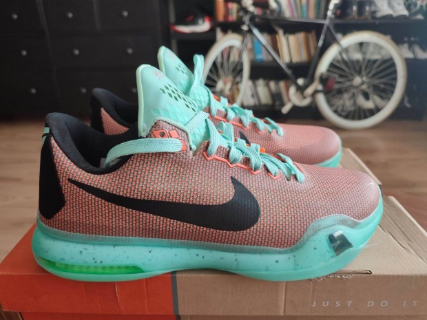 Nike Kobe 10 Easter - 42