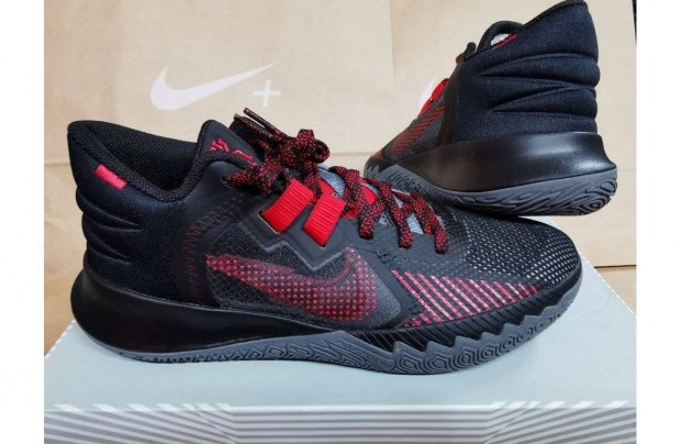 Nike Kyrie Flytrap V férfi 42-es fekete kosaras sport cipő. Teljesen ú