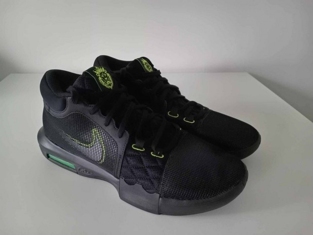 Nike Lebron Witness VIII Kosrlabda cip 47