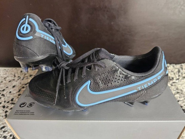 Nike Legend 9 Elite FG 36-os bőr stoplis foci cipő. Teljesen új, erede