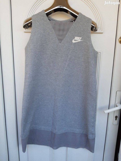 Nike M-L-es szinte új,pamut női ruha