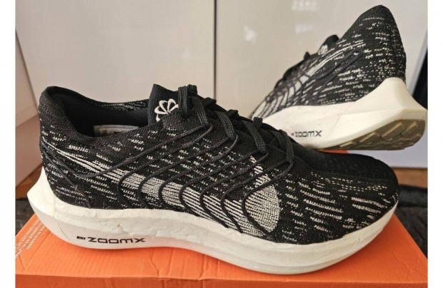 Nike Pegasus Turbo Next Nature 42-es fekete futó cipő. Teljesen új,