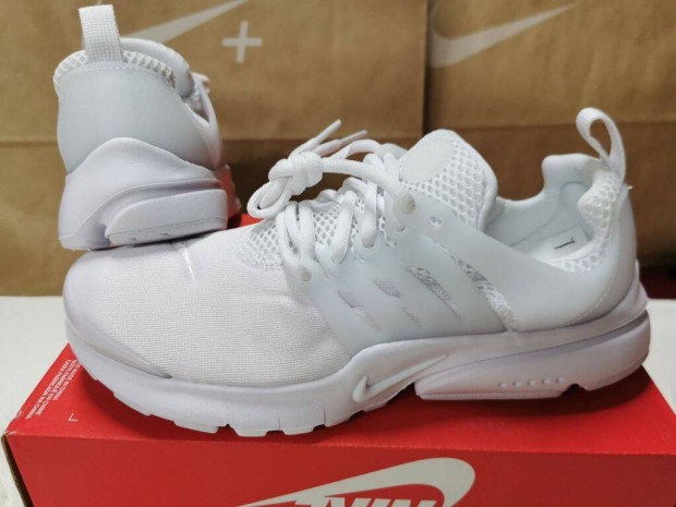 Nike Presto 40-es full fehr utcai cip. Teljesen j, eredeti cip