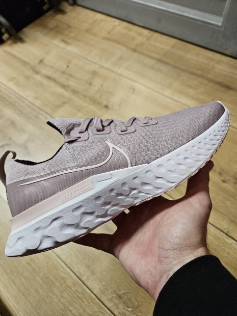 Nike React Infinity Run Flyknit  43