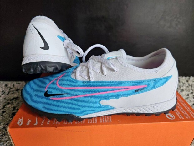 Nike React Phantom Gx Pro TF 38.5-es műfüves foci cipő. Teljesen új,