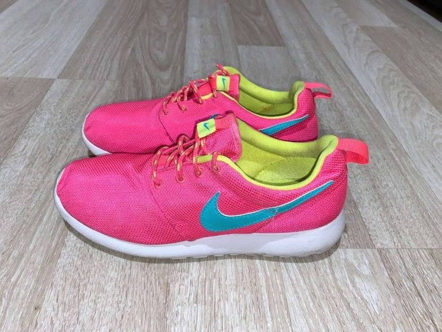 Nike Roshe One sportcip 38.5 -es