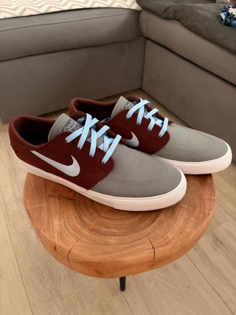 Nike SB air zoom Stefan Janoski RM Nikebyyou