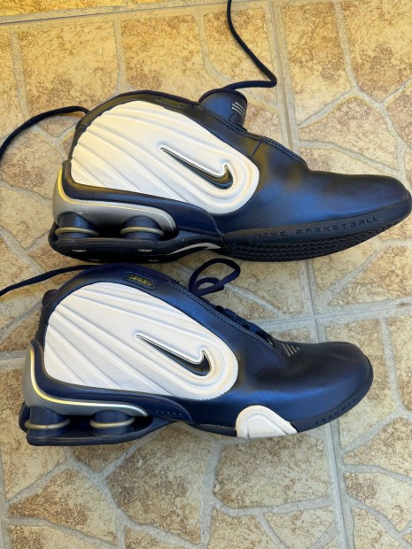 Nike Shox Limitless TB kosaras cip 42,5 retro