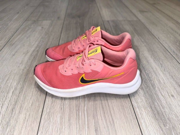 Nike Star Runner sportcip 36 -os