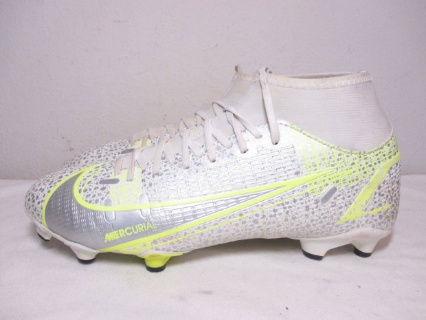 Nike Superfly 8 Academy Fg/Mg frfi stoplis 40-es