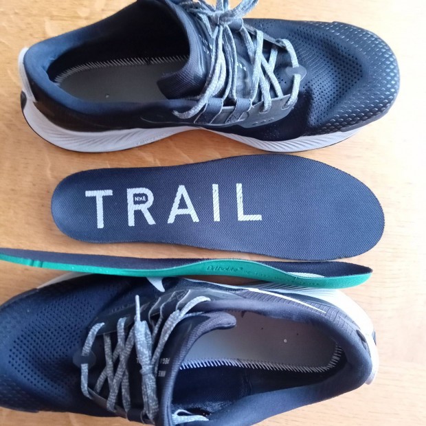 Nike T R A I L Pegasus 3 React ferfi cipo futocipo 49.5