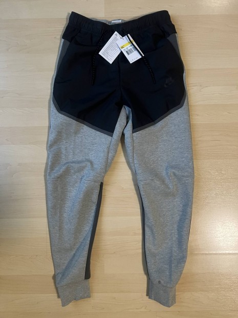 Nike Tech Fleece als j, cmks S mret 