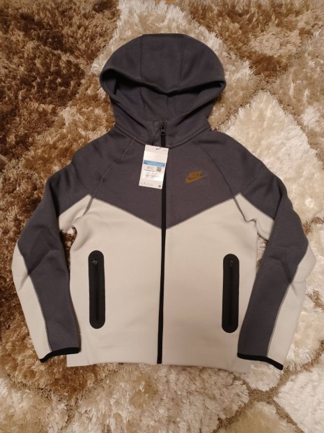 Nike Tech Fleece gyermek fels M-es mret