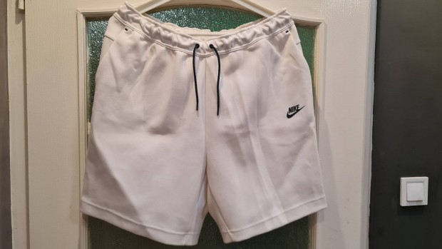 Nike Tech Fleece rövid nadrag (Új) (XXL) eladó!