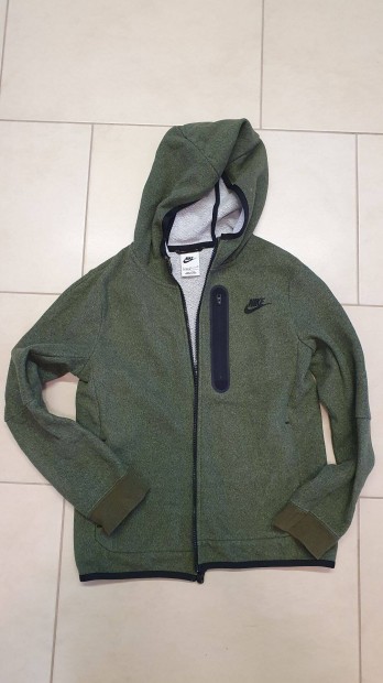 Nike Tech fleece gyermek pulver zld L 147-158cm