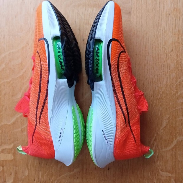 Nike Tempo Next% FK M. Uj ferfi cipo futocipo 49.5