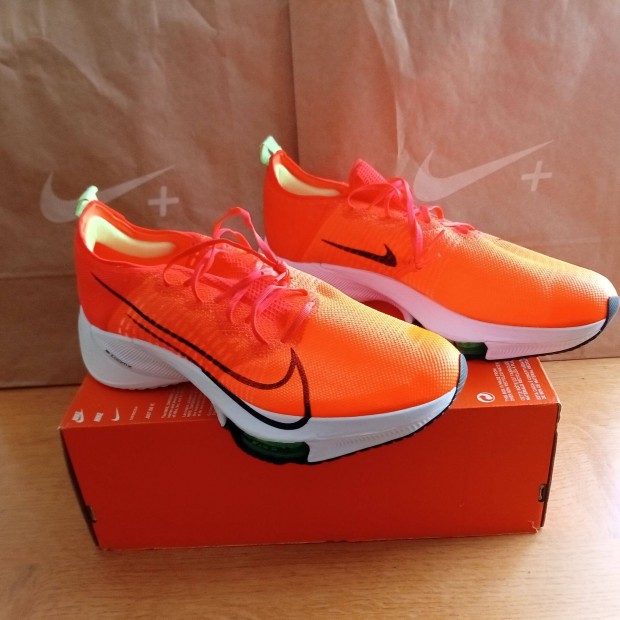 Nike Tempo Next% FK Men Uj ferfi cipo prima futocipo 49.5