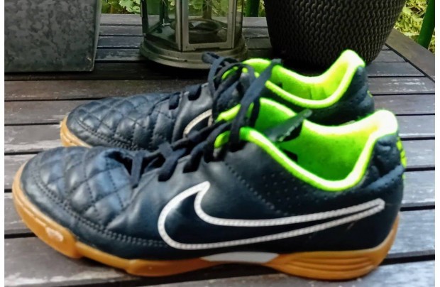 Nike Tiempo focicip, terem, mret: 32-es